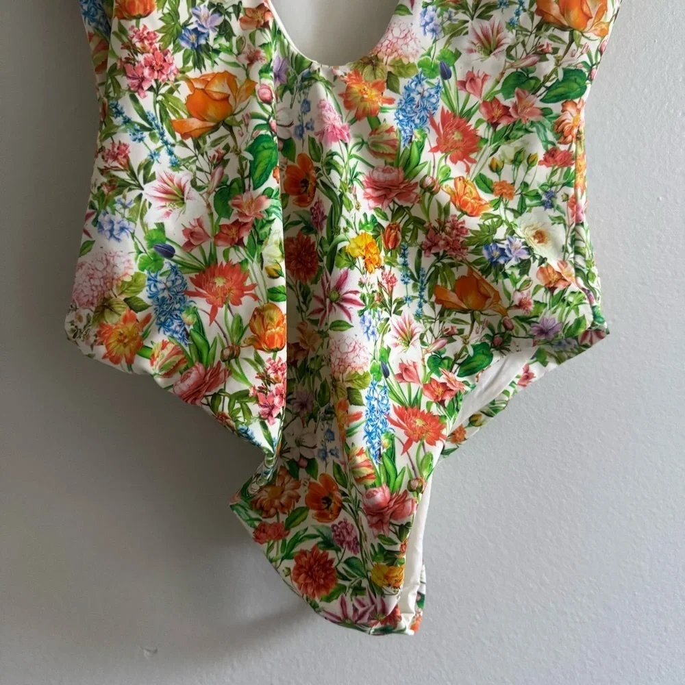 Onia Rachel Floral Scoop One-Piece in Lily White Size Large